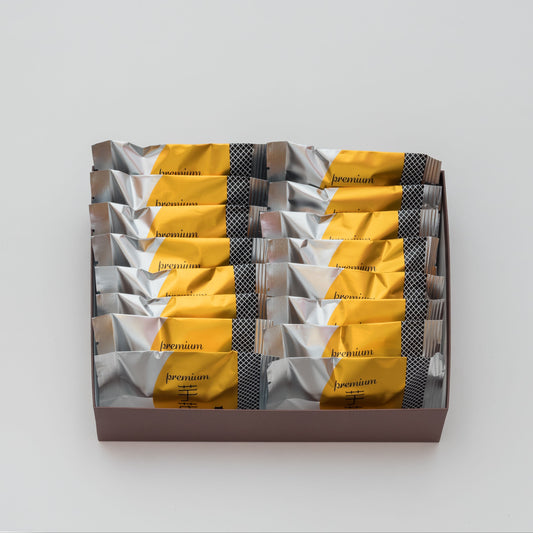 芋蔵 プレミアム（ラムレーズン）16個入